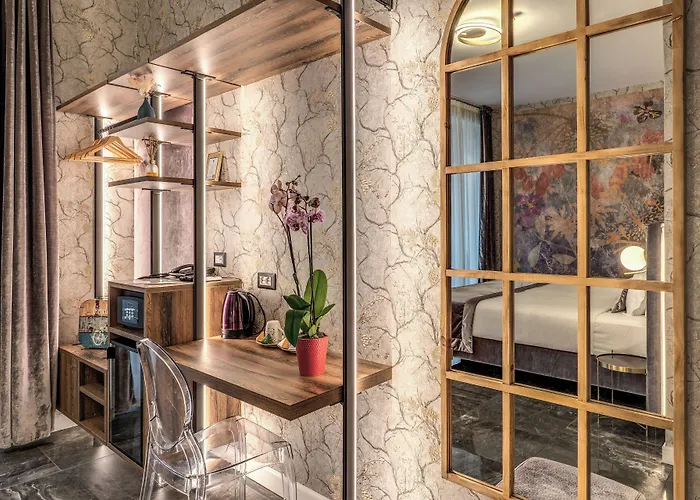 Apollo Boutique 4* Roma